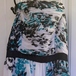 Max and Cleo White Formal Dress with Black and Teal Floral Design - Size 14